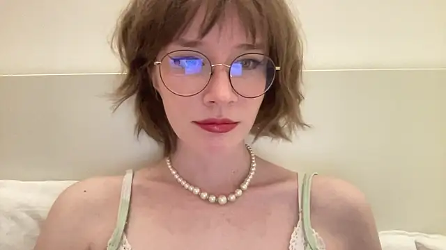 Snapshot of ms_christiana chatting on May 19, 2026, 8:59 pm ms christiana online show from May 19, 2026, 8:59 pm