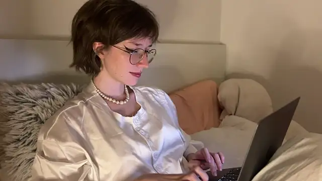 Snapshot of ms_christiana chatting on July 1, 2026, 7:46 pm ms christiana online show from July 1, 2026, 7:46 pm