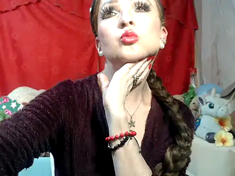 hottieperla online show from October 4, 2025, 6:50 pm