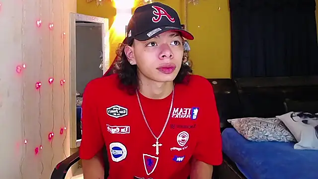 Snapshot of Harry_jhonsson chatting on January 8, 2025, 1:11 am Harry jhonsson online show from January 8, 2025, 1:11 am