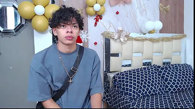 Snapshot of Harry_jhonsson chatting on November 25, 2025, 5:40 am Harry jhonsson online show from November 25, 2025, 5:40 am