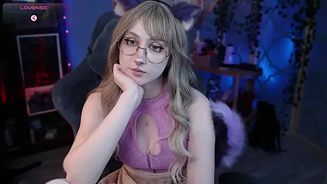 Snapshot of Rory_Pink chatting on March 6, 2025, 5:22 pm Rory Pink online show from March 6, 2025, 5:22 pm