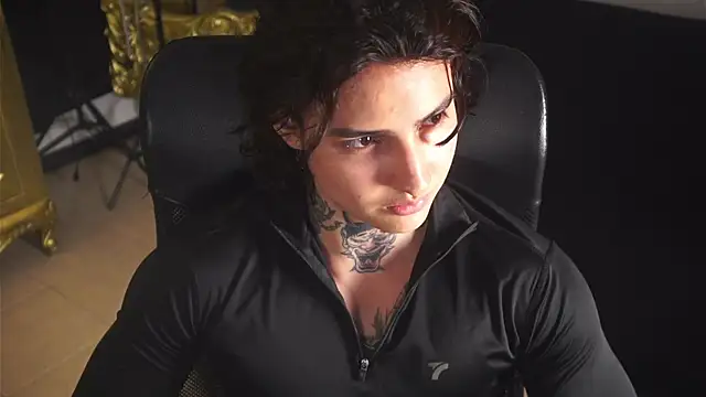 dantecoppolaa  online show from February 27, 2025, 12:21 am