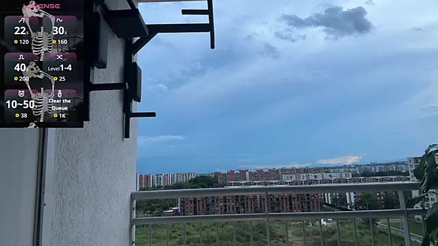 dantecoppolaa  online show from April 1, 2026, 10:40 pm