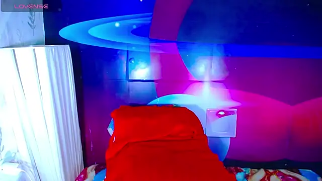 Cristalxxts online show from December 5, 2025, 6:48 pm