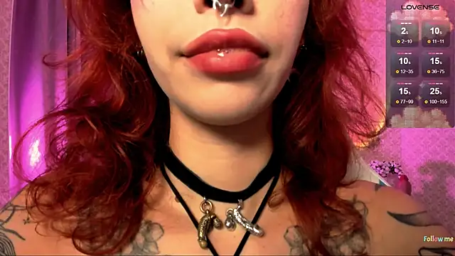 Snapshot of LeylaNoiry chatting on October 14, 2025, 3:13 pm LeylaNoiry online show from October 14, 2025, 3:13 pm