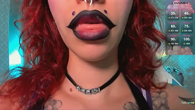 Snapshot of LeylaNoiry chatting on October 16, 2025, 2:40 pm LeylaNoiry online show from October 16, 2025, 2:40 pm