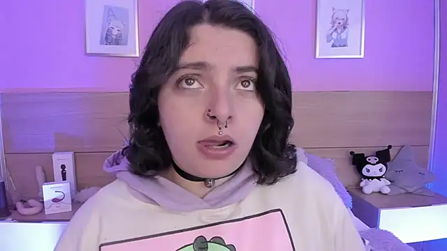 Snapshot of Sachi_Meow chatting on February 13, 2025, 12:11 pm Sachi Meow online show from February 13, 2025, 12:11 pm