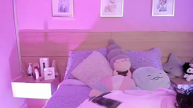 Snapshot of Sachi_Meow chatting on February 15, 2025, 8:33 am Sachi Meow online show from February 15, 2025, 8:33 am