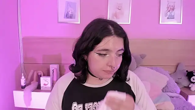 Snapshot of Sachi_Meow chatting on February 21, 2025, 9:54 pm Sachi Meow online show from February 21, 2025, 9:54 pm