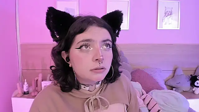 Snapshot of Sachi_Meow chatting on March 2, 2025, 6:40 pm Sachi Meow online show from March 2, 2025, 6:40 pm