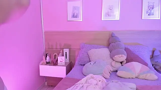 Snapshot of Sachi_Meow chatting on March 3, 2025, 7:28 pm Sachi Meow online show from March 3, 2025, 7:28 pm