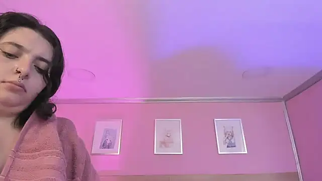 Snapshot of Sachi_Meow chatting on March 22, 2025, 8:29 am Sachi Meow online show from March 22, 2025, 8:29 am