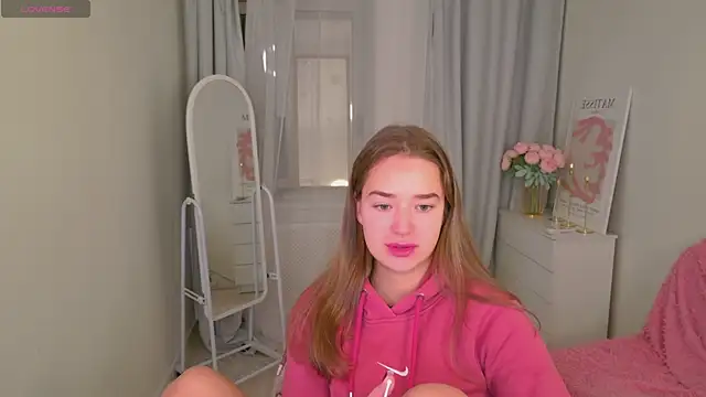 LovelyJessie online show from November 24, 2025, 1:55 pm