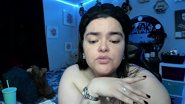 Luise Meyrink online show from October 15, 2025, 2:55 am