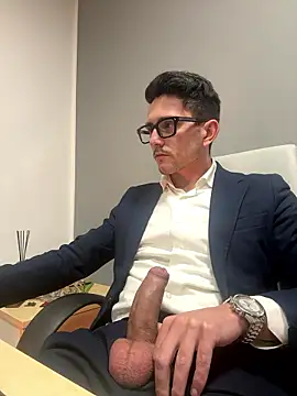 masterboss  online show from January 16, 2026, 12:42 pm