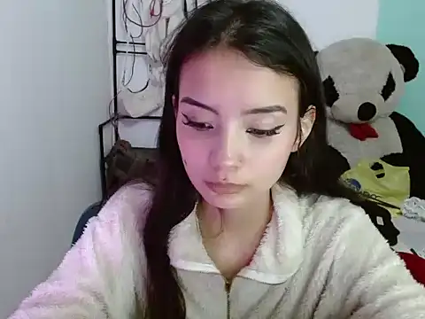  annie rosse online show from September 17, 2025, 8:10 pm