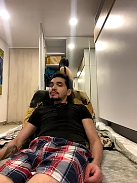 aangie  uwu online show from October 27, 2025, 2:15 am