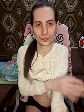 Snapshot of Nikki_Sandy chatting on January 7, 2025, 7:06 pm Nikki Sandy online show from January 7, 2025, 7:06 pm