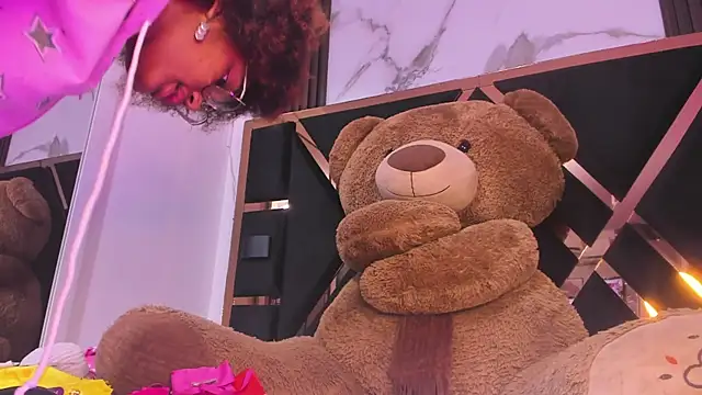 Ebony beautifull online show from February 23, 2025, 1:57 am