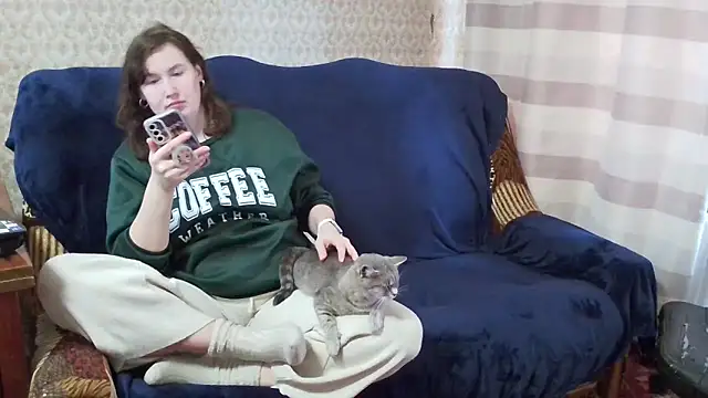 franceska blue online show from October 22, 2025, 8:58 am