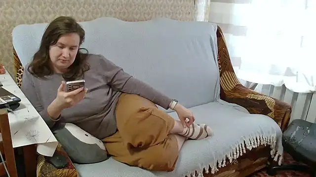 franceska blue online show from February 12, 2026, 1:06 pm