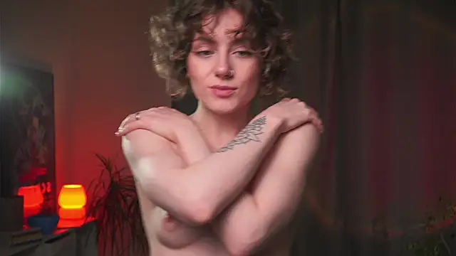 PixieMeow  online show from October 12, 2025, 1:21 pm