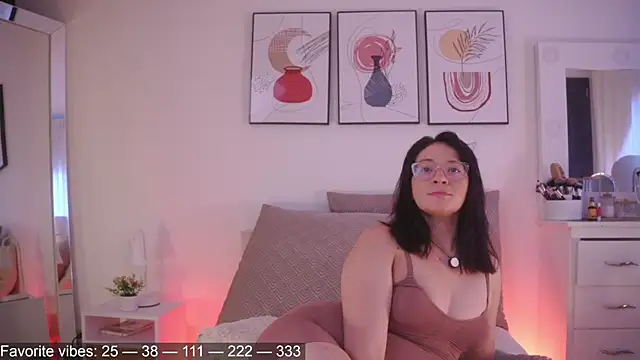 Snapshot of Anah_s chatting on June 23, 2026, 10:19 pm Anah s online show from June 23, 2026, 10:19 pm