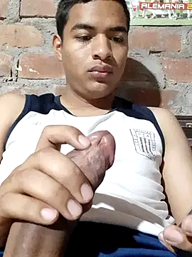 Snapshot of Blaximental2202 chatting on February 17, 2026, 10:34 am Blaximental2202 online show from February 17, 2026, 10:34 am