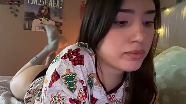 Anisawithlove online show from February 13, 2026, 6:53 am