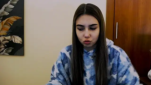 Snapshot of Lili_magic chatting on February 12, 2025, 12:12 pm Lili magic online show from February 12, 2025, 12:12 pm