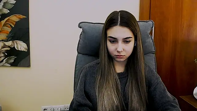 Snapshot of Lili_magic chatting on February 16, 2025, 3:27 pm Lili magic online show from February 16, 2025, 3:27 pm