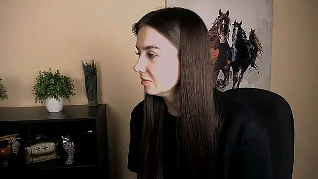 Lili magic online show from December 16, 2025, 9:58 am