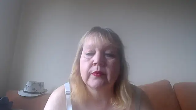 Blasflittchen online show from January 25, 2025, 1:41 pm