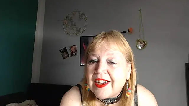 Blasflittchen online show from May 23, 2026, 11:58 am