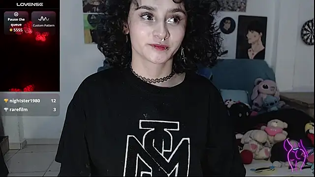 kitty22  online show from November 20, 2025, 12:27 pm