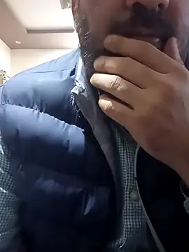 lund lol online show from February 11, 2025, 11:21 am