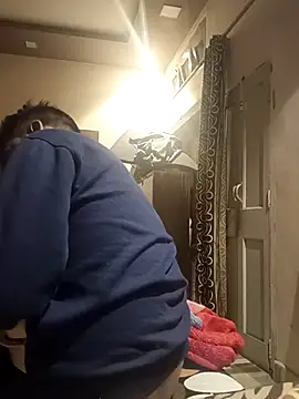 lund lol online show from February 17, 2025, 6:59 pm