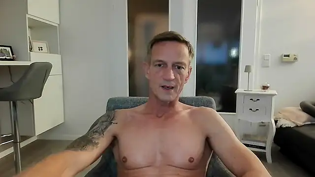 dirks71 online show from September 8, 2025, 5:12 pm