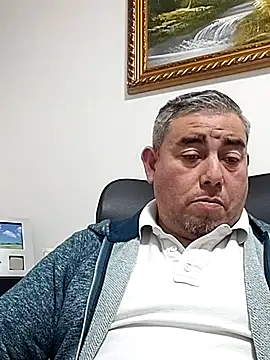 Snapshot of Manolete007x chatting on May 9, 2026, 8:14 pm Manolete007x online show from May 9, 2026, 8:14 pm