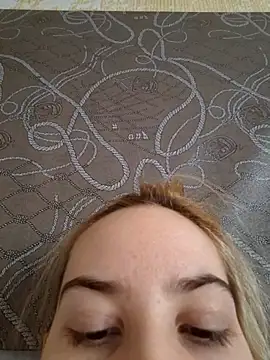 Snapshot of Elza_kom chatting on September 30, 2025, 1:54 am Elza kom online show from September 30, 2025, 1:54 am