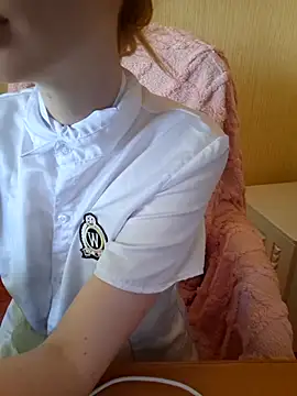 Snapshot of Elza_kom chatting on October 2, 2025, 3:13 am Elza kom online show from October 2, 2025, 3:13 am