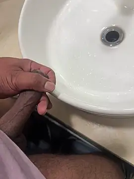 Vbreaker online show from April 9, 2026, 5:40 am