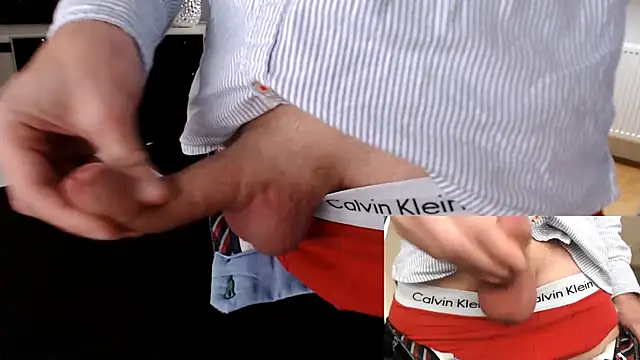 Snapshot of sperma_tributes chatting on November 14, 2025, 7:40 am sperma tributes online show from November 14, 2025, 7:40 am