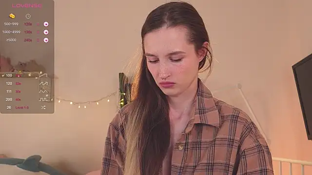 NeonShine online show from January 29, 2025, 3:33 am