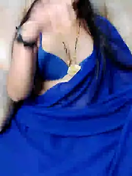 Traditional Housewife  online show from February 7, 2025, 3:30 pm