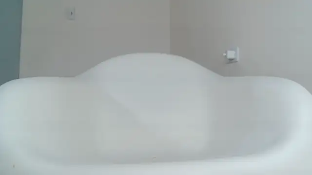 Snapshot of _touchme chatting on February 4, 2026, 2:12 pm touchme online show from February 4, 2026, 2:12 pm