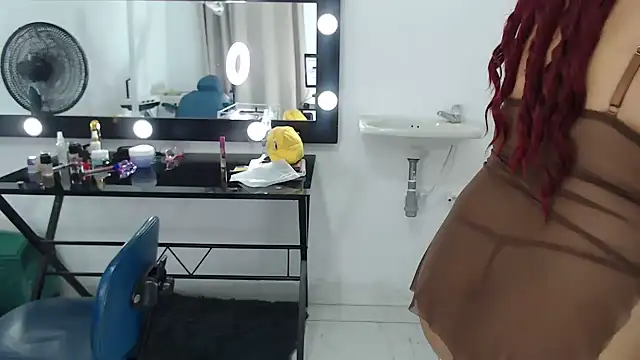 keyla-sensual online show from July 29, 2026, 2:37 pm