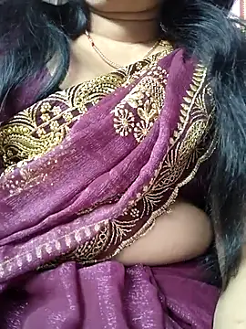 Ritasingh-0461 online show from February 13, 2025, 4:11 am