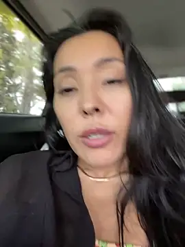 IzanamiTime online show from January 14, 2025, 5:08 am